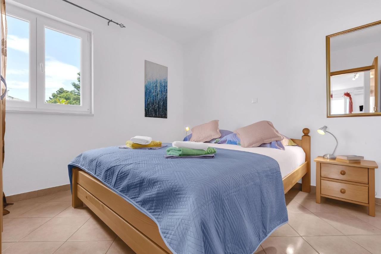 Apartments Lucija Baška Voda Zewnętrze zdjęcie