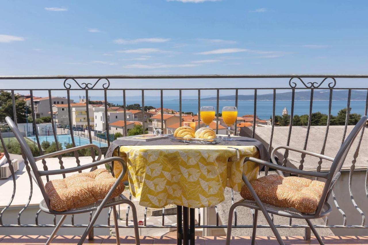 Apartments Lucija Baška Voda Zewnętrze zdjęcie