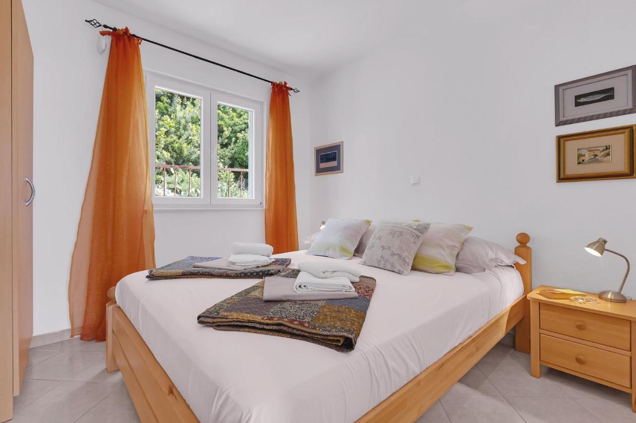 Apartments Lucija Baška Voda Zewnętrze zdjęcie