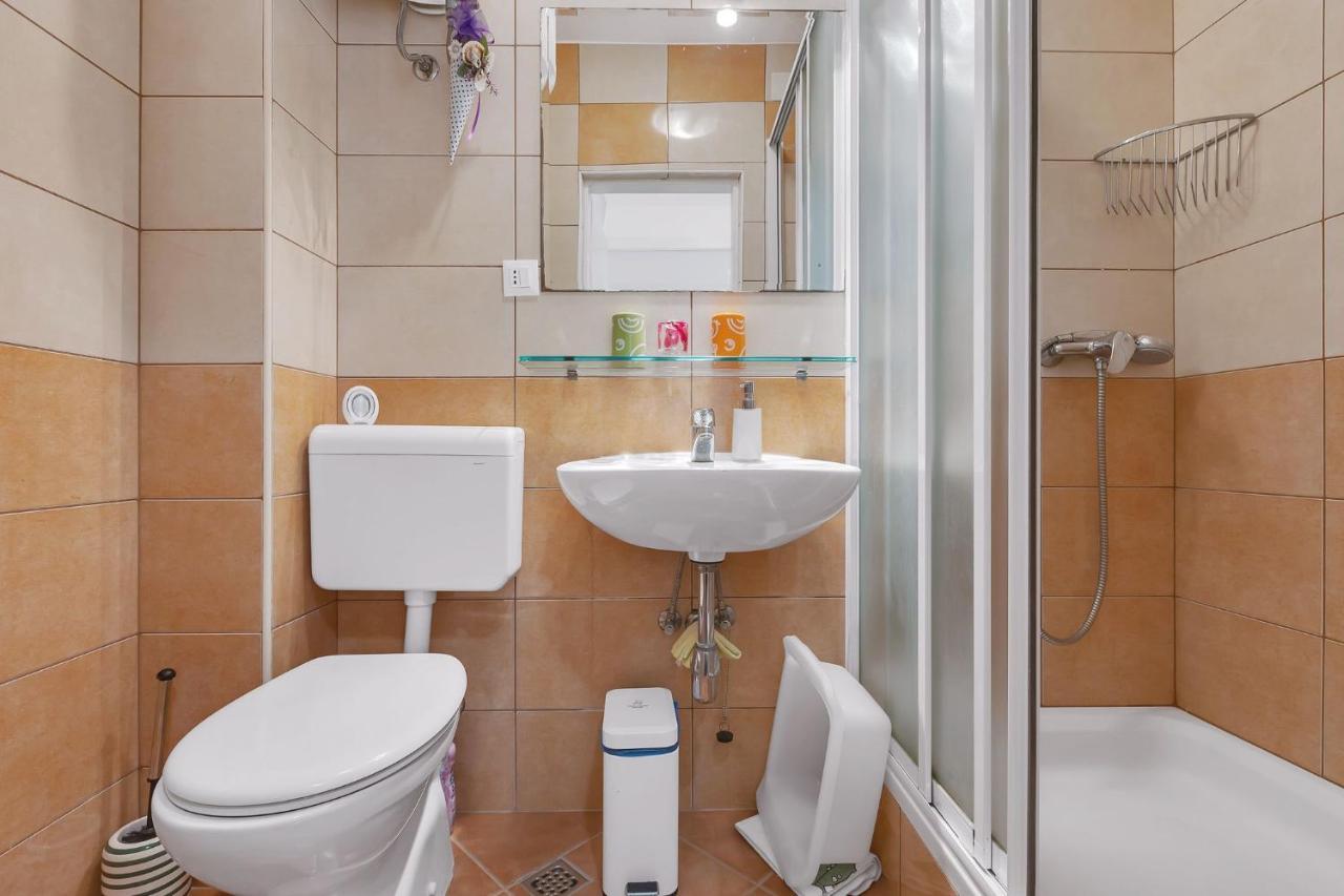 Apartments Lucija Baška Voda Zewnętrze zdjęcie