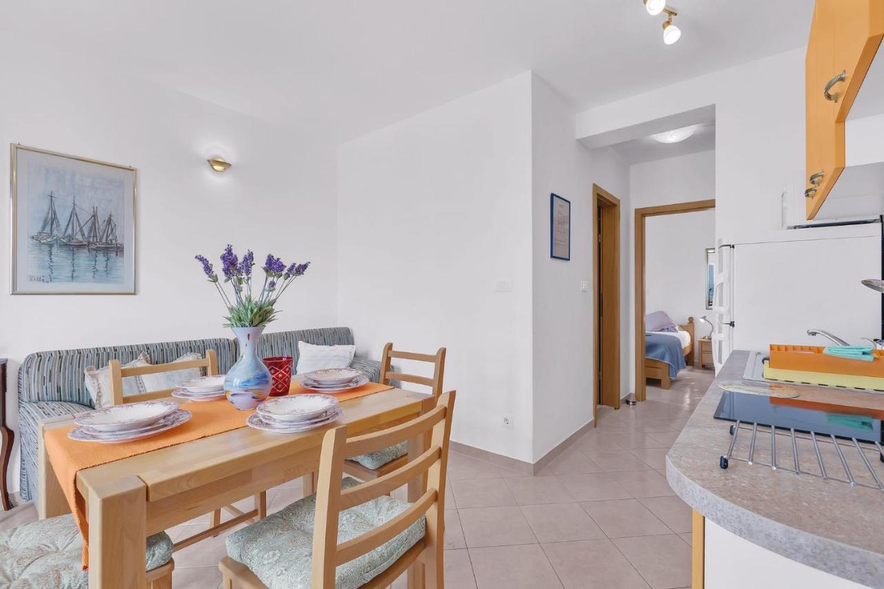 Apartments Lucija Baška Voda Zewnętrze zdjęcie