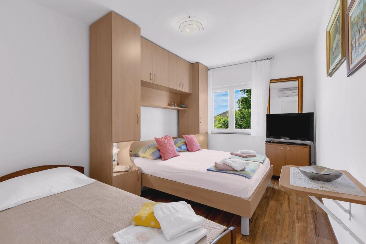 Apartments Lucija Baška Voda Zewnętrze zdjęcie