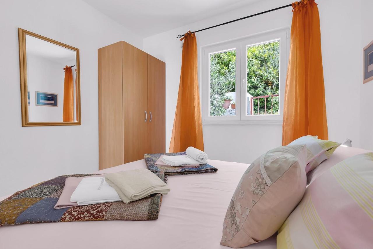 Apartments Lucija Baška Voda Zewnętrze zdjęcie