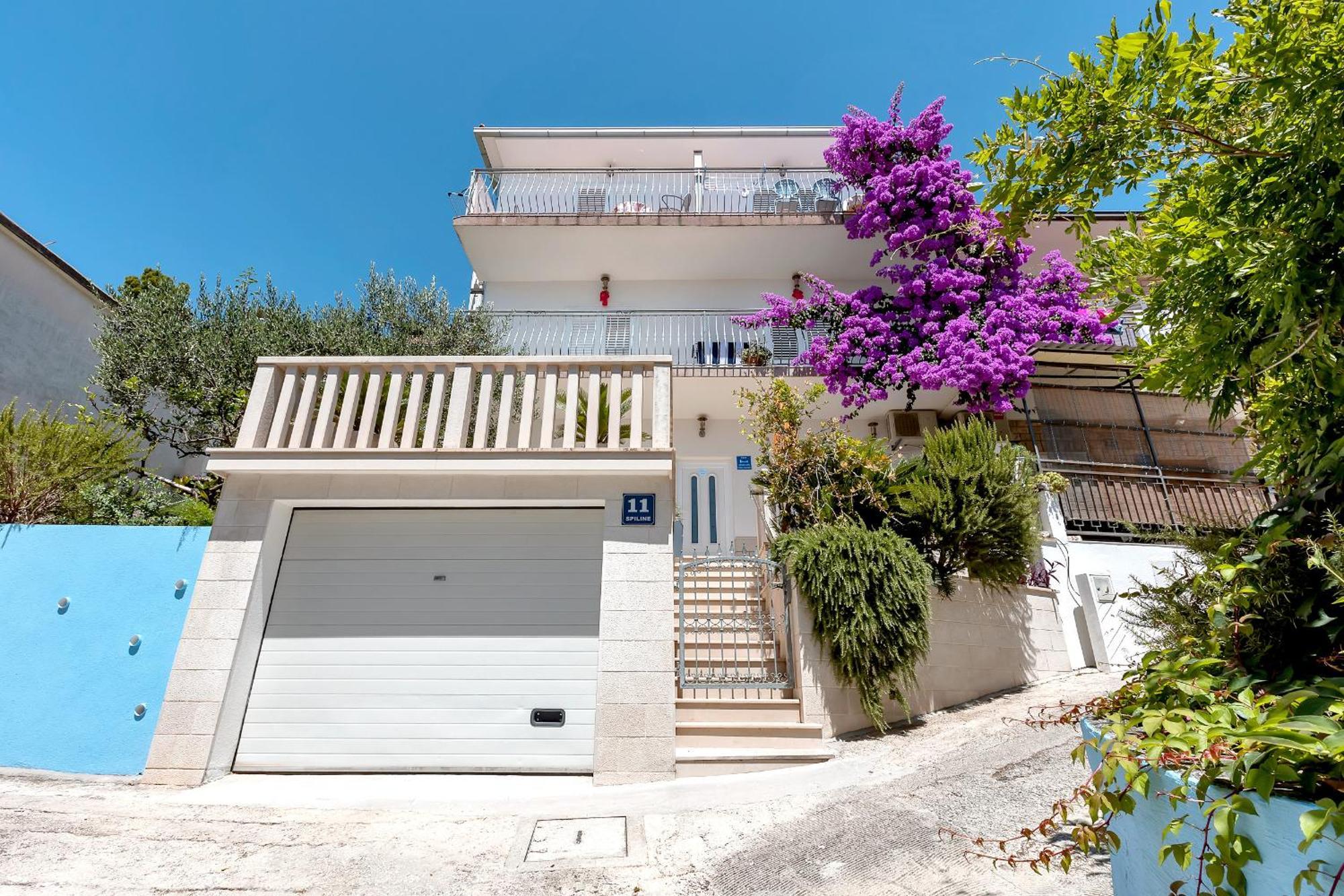 Apartments Lucija Baška Voda Zewnętrze zdjęcie
